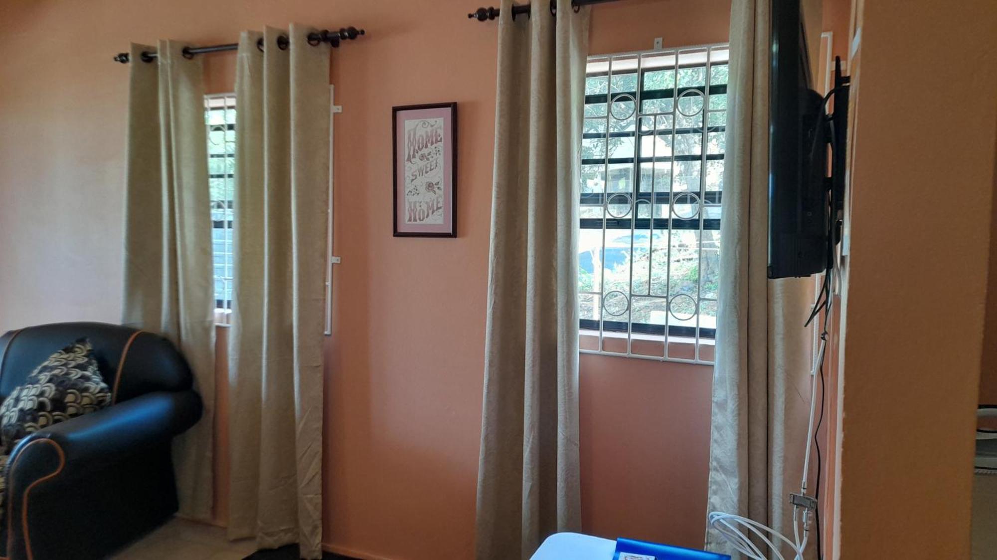 Angie'S Cove, Modern Get-Away Overlooking カストリーズ エクステリア 写真