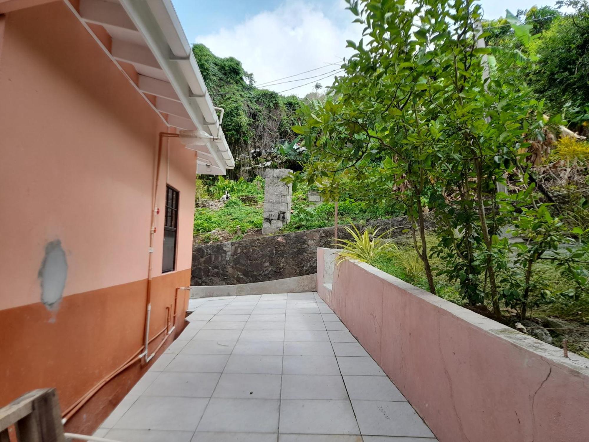 Angie'S Cove, Modern Get-Away Overlooking カストリーズ エクステリア 写真