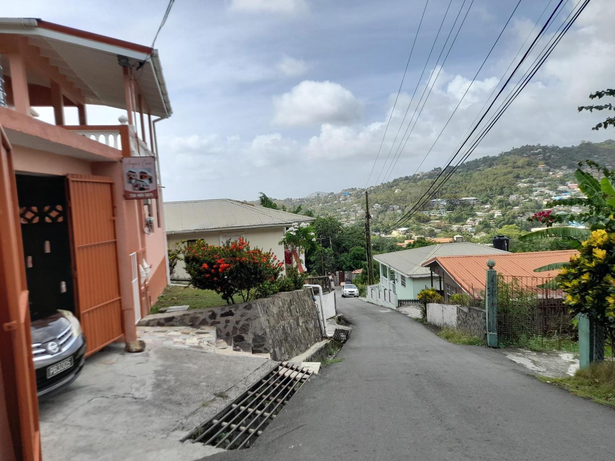 Angie'S Cove, Modern Get-Away Overlooking カストリーズ エクステリア 写真